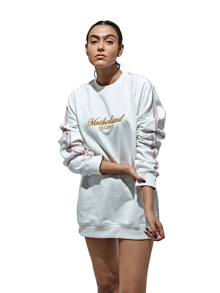 Timeless Appeal of the White Sweatshirt