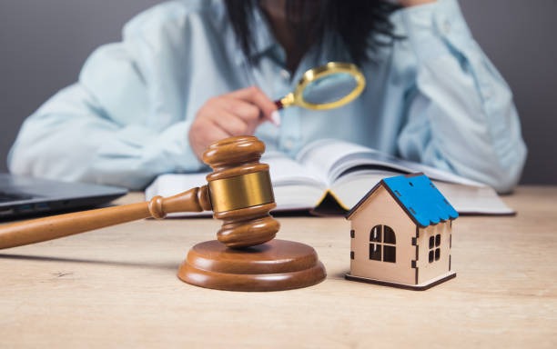 Common Real Estate Legal Issues Homeowners Face