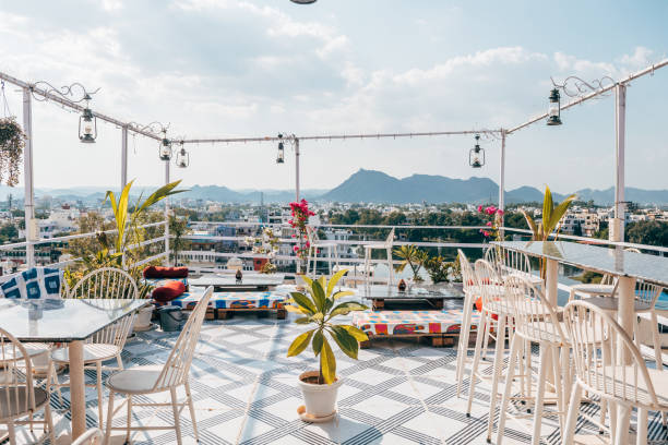 10 Best Cafes Worth Visiting